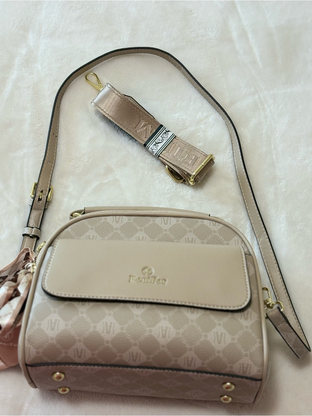 Beige Crossbody Bag with Detachable Strap